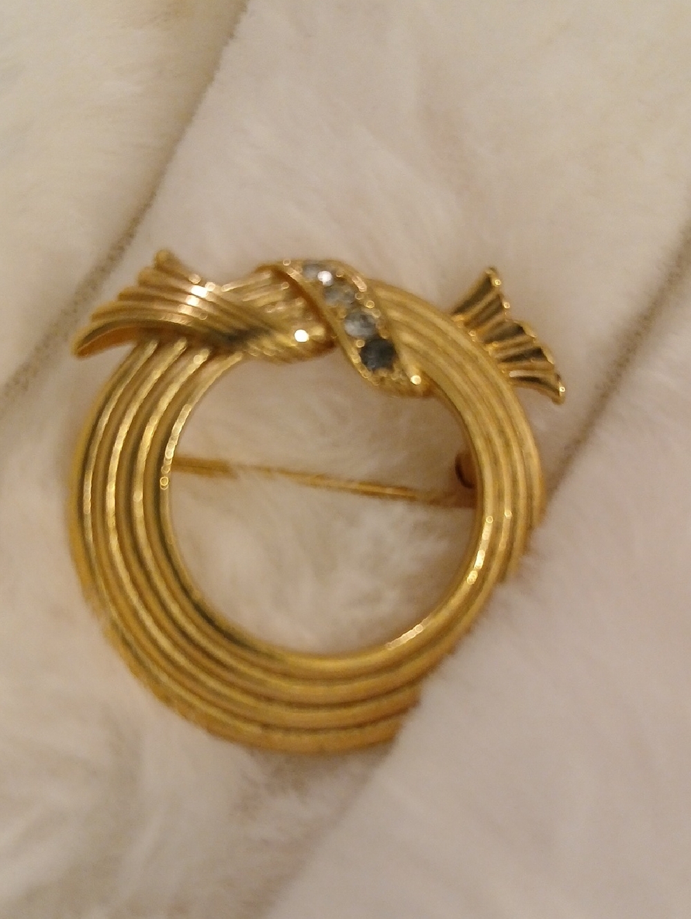 Vintage Avon Gold-Tone Circular Knot Brooch, Stamped.